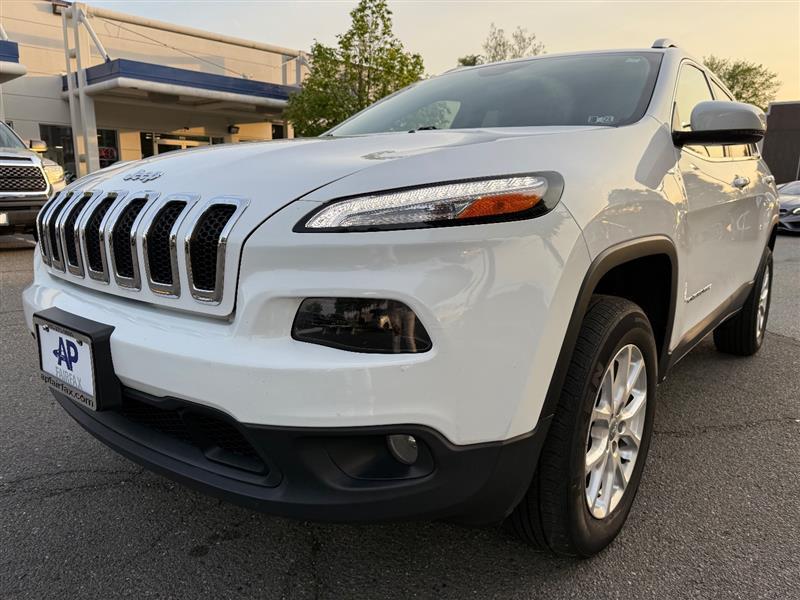 used 2018 Jeep Cherokee car, priced at $9,495