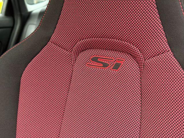 used 2022 Honda Civic Si car, priced at $26,995