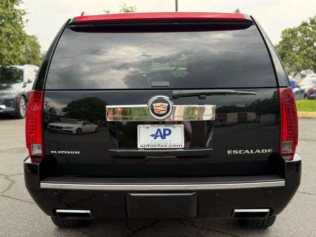 used 2014 Cadillac Escalade ESV car, priced at $14,995