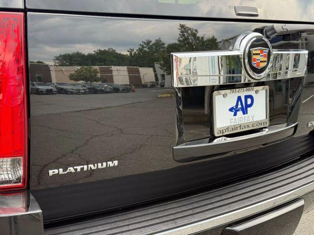 used 2014 Cadillac Escalade ESV car, priced at $14,995