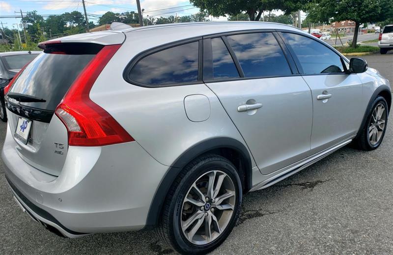 used 2016 Volvo V60 Cross Country car, priced at $12,300