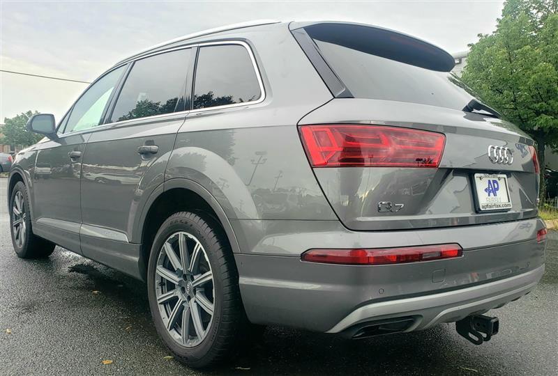 used 2018 Audi Q7 car, priced at $17,295