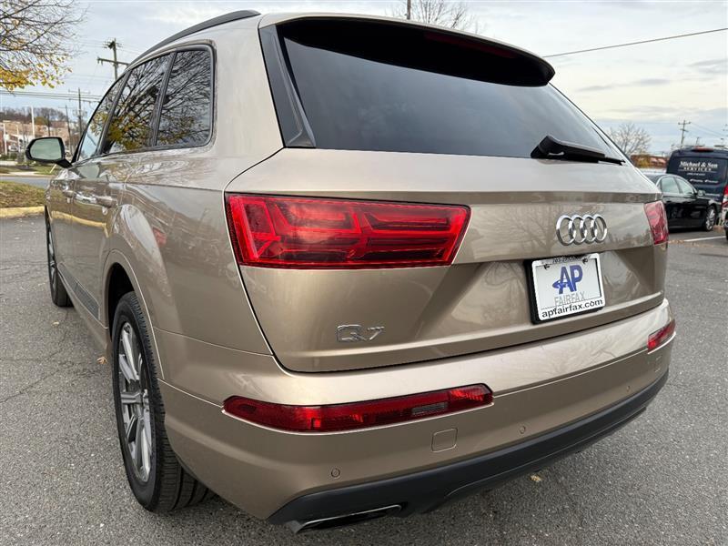 used 2019 Audi Q7 car, priced at $22,995