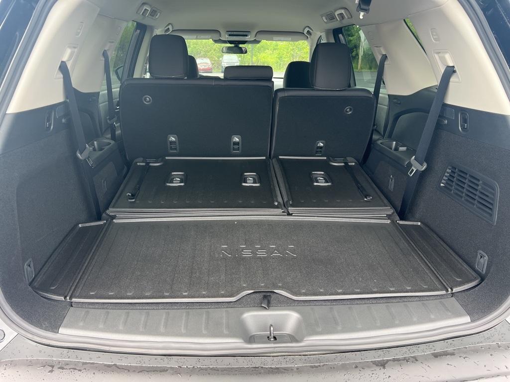 new 2025 Nissan Pathfinder car, priced at $40,057
