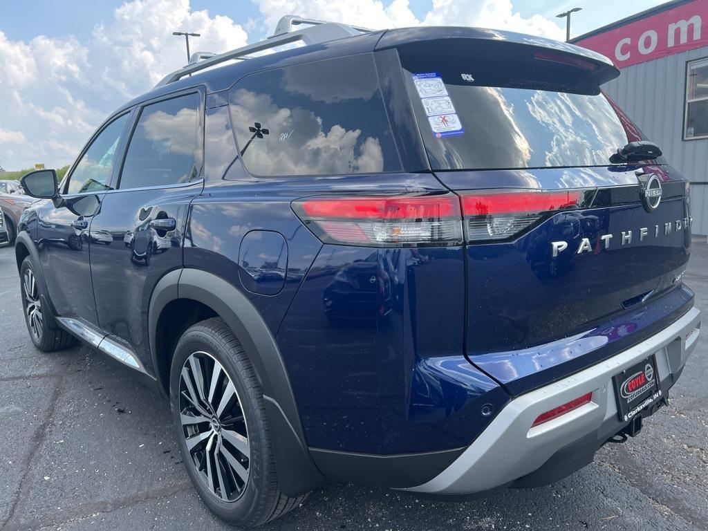 new 2024 Nissan Pathfinder car, priced at $43,914