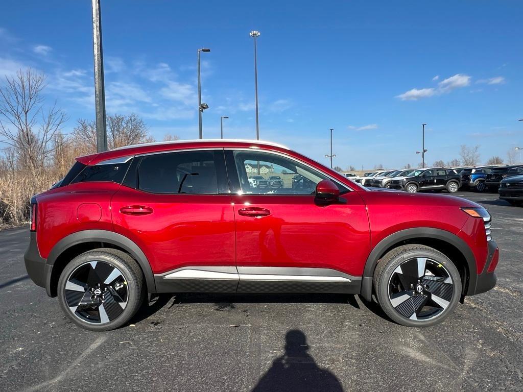new 2025 Nissan Kicks car, priced at $29,185