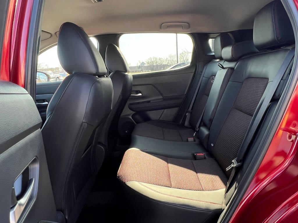 new 2025 Nissan Kicks car, priced at $29,185