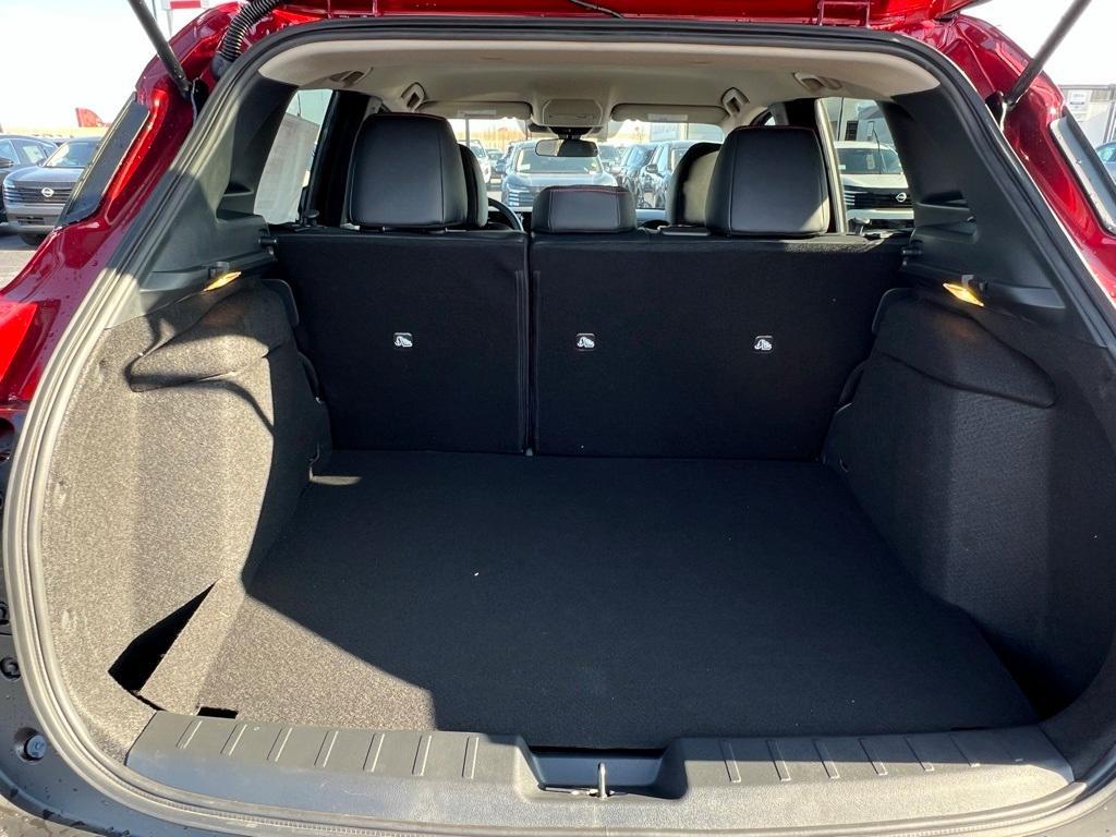 new 2025 Nissan Kicks car, priced at $29,185