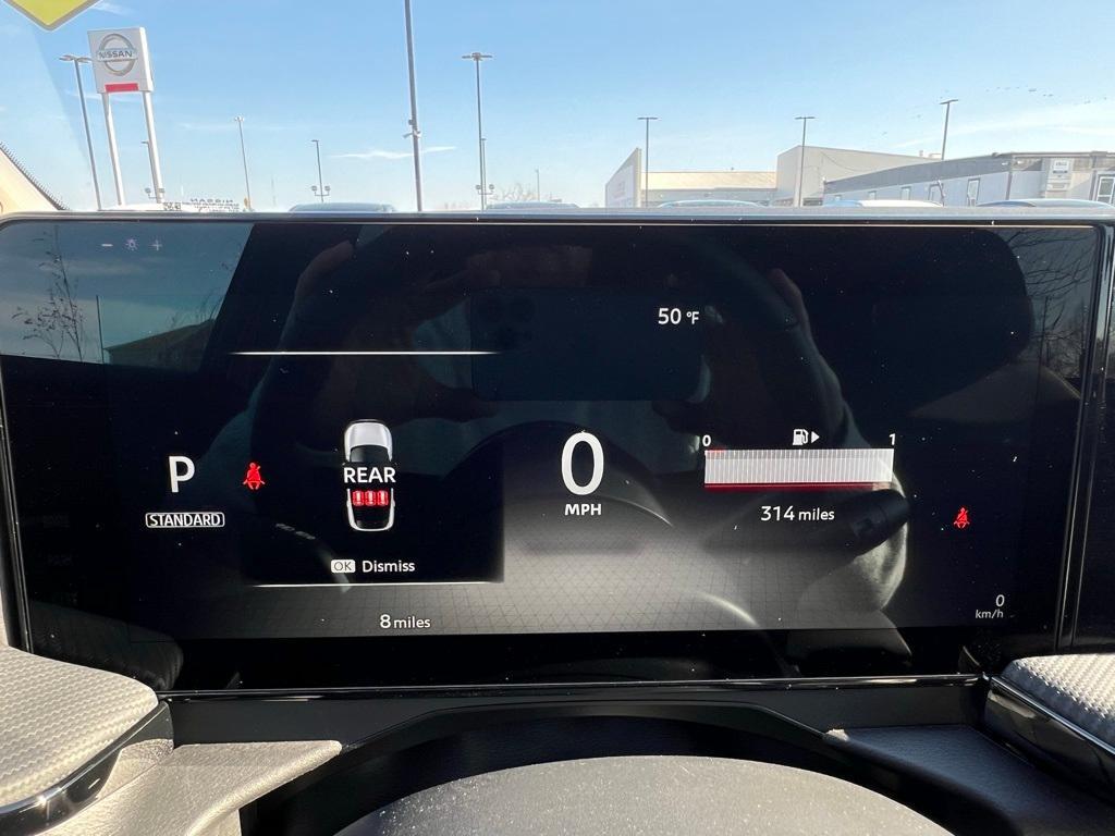 new 2025 Nissan Kicks car, priced at $29,185