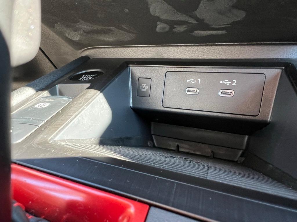 new 2025 Nissan Kicks car, priced at $29,185