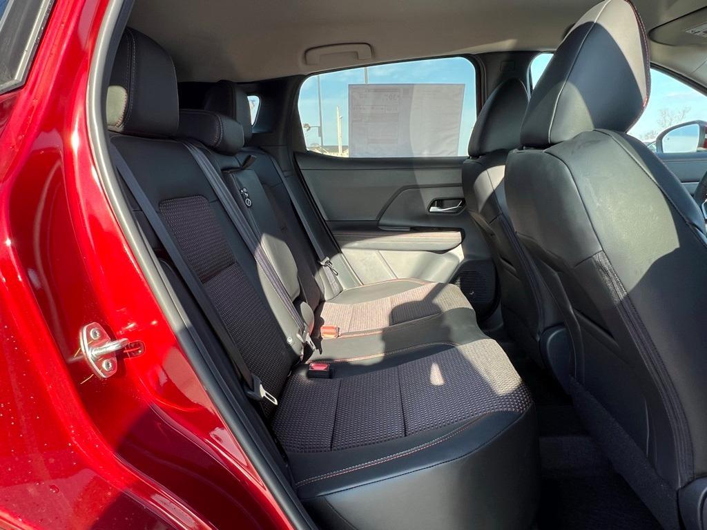 new 2025 Nissan Kicks car, priced at $29,185