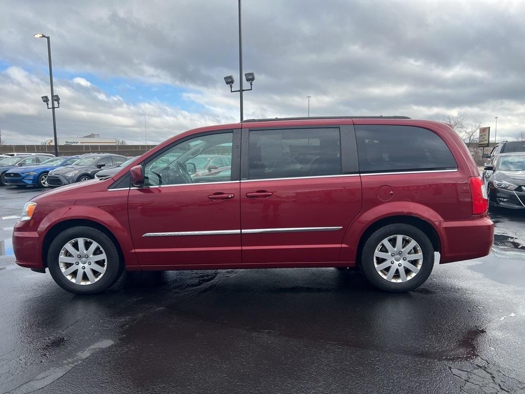 used 2014 Chrysler Town & Country car, priced at $8,995