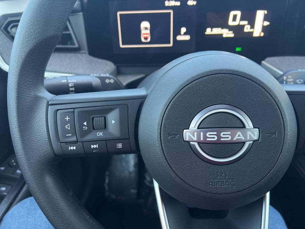 new 2025 Nissan Kicks car, priced at $26,910