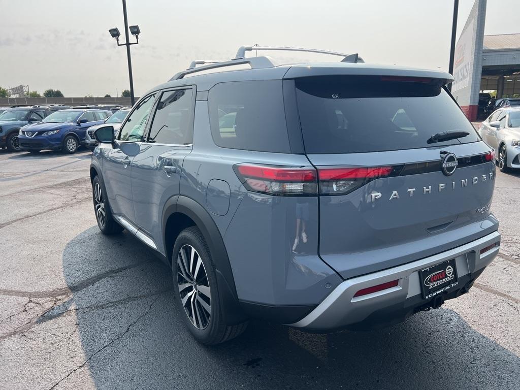 new 2025 Nissan Pathfinder car, priced at $50,113