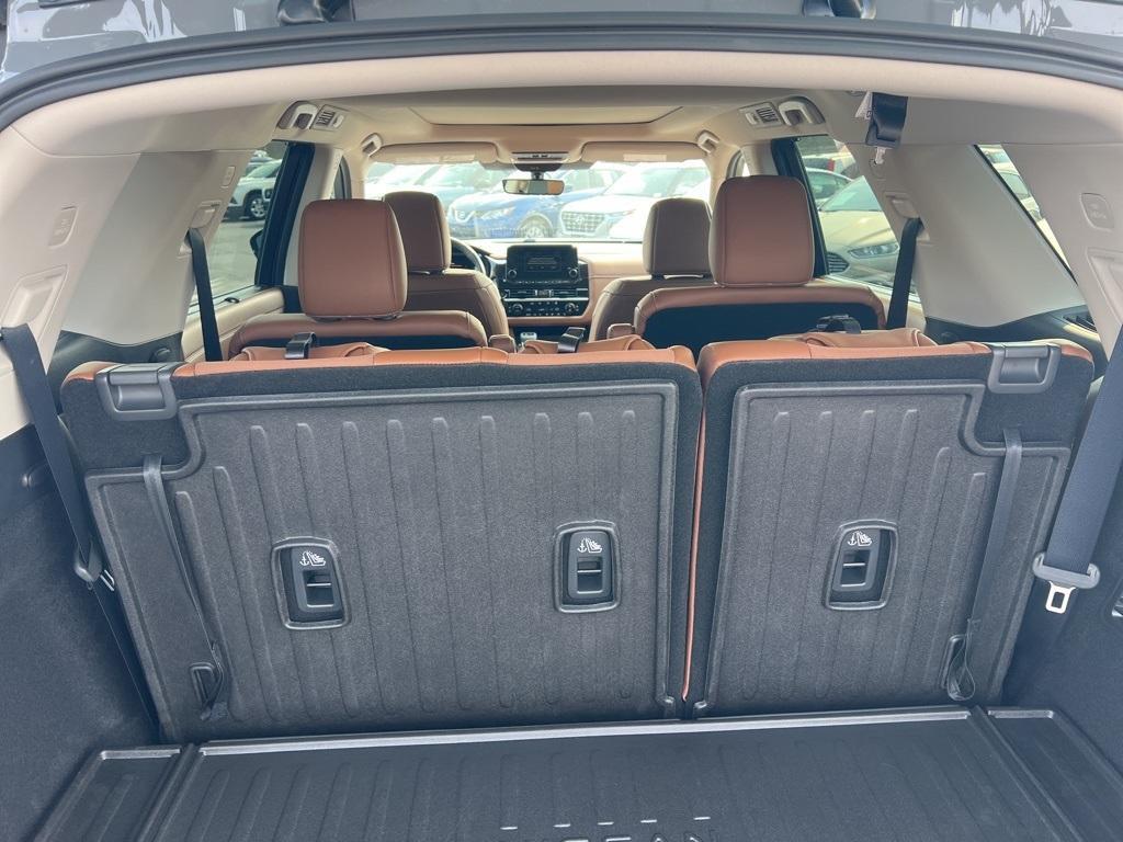 new 2025 Nissan Pathfinder car, priced at $50,113