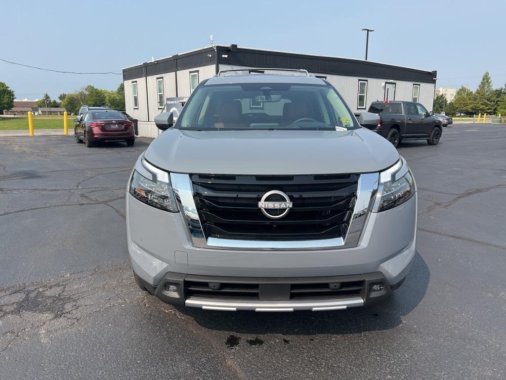 new 2025 Nissan Pathfinder car, priced at $50,113