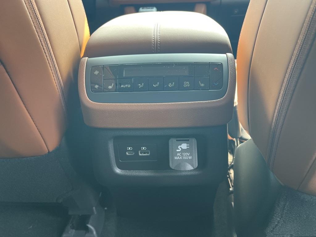 new 2025 Nissan Pathfinder car, priced at $50,113