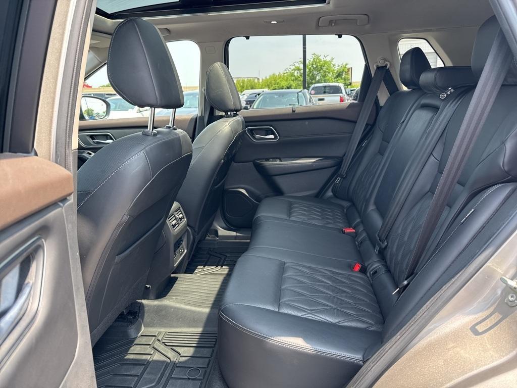 used 2021 Nissan Rogue car, priced at $26,321