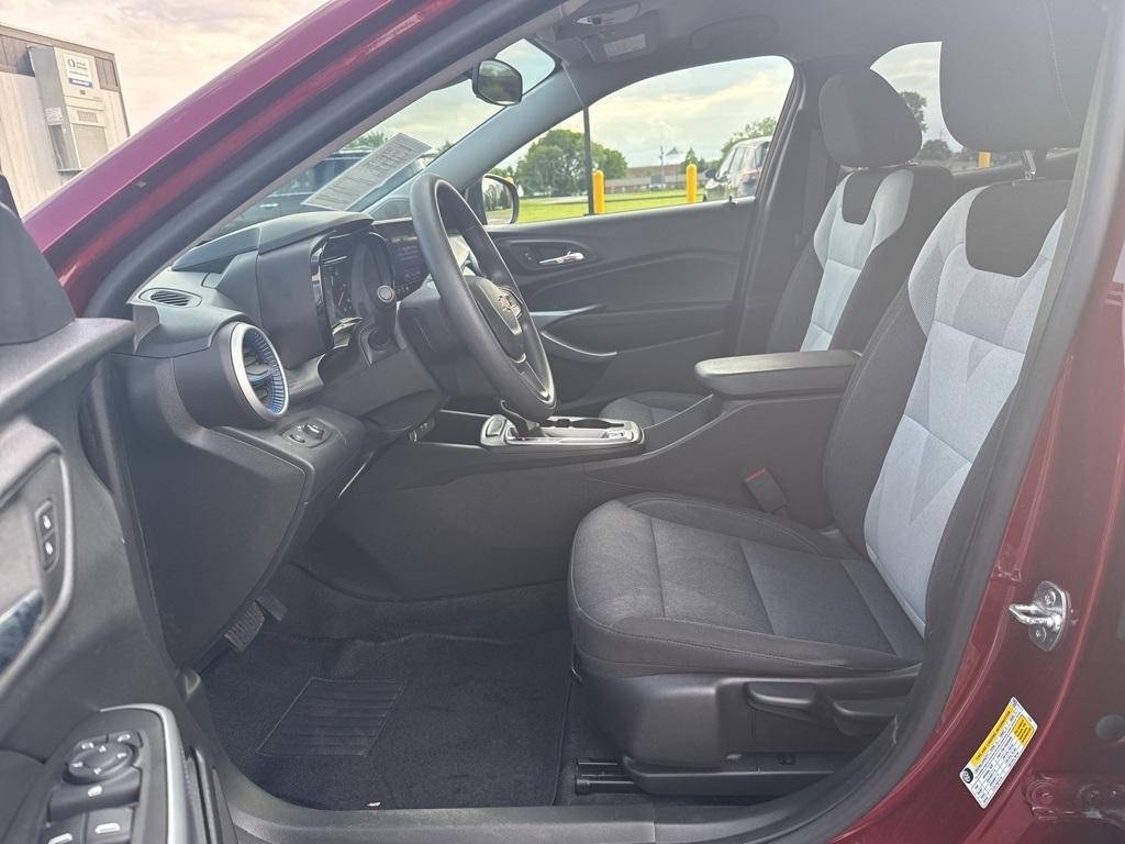 used 2024 Chevrolet Trax car, priced at $21,817