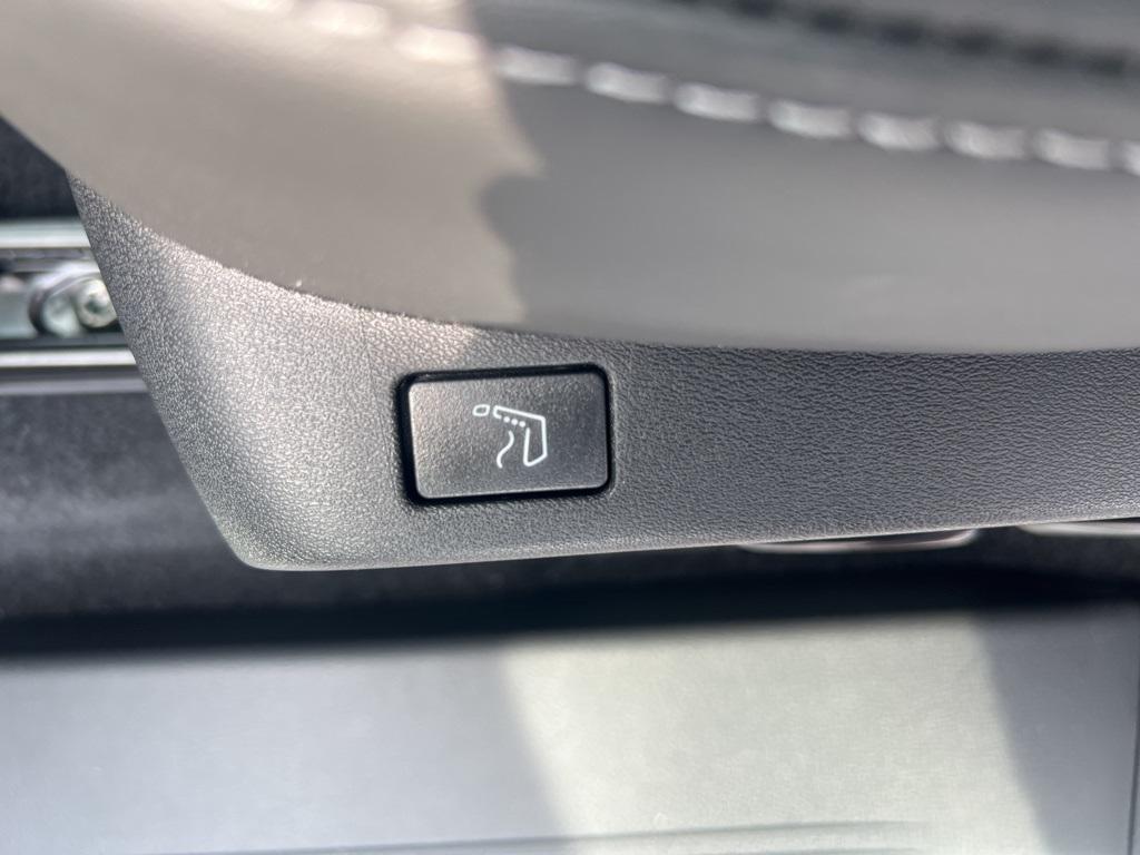 new 2025 Nissan Murano car, priced at $52,295