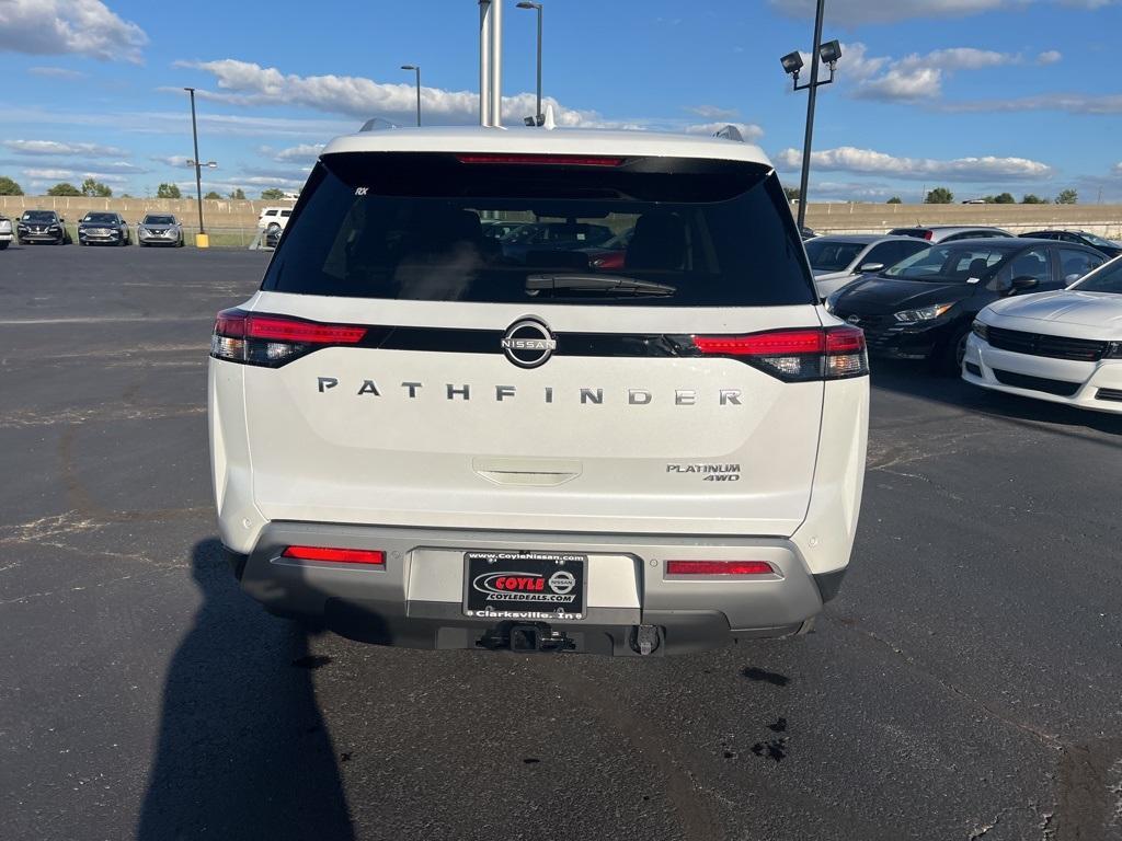 new 2025 Nissan Pathfinder car, priced at $45,944