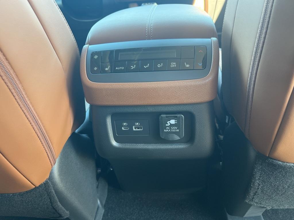 new 2025 Nissan Pathfinder car, priced at $45,944