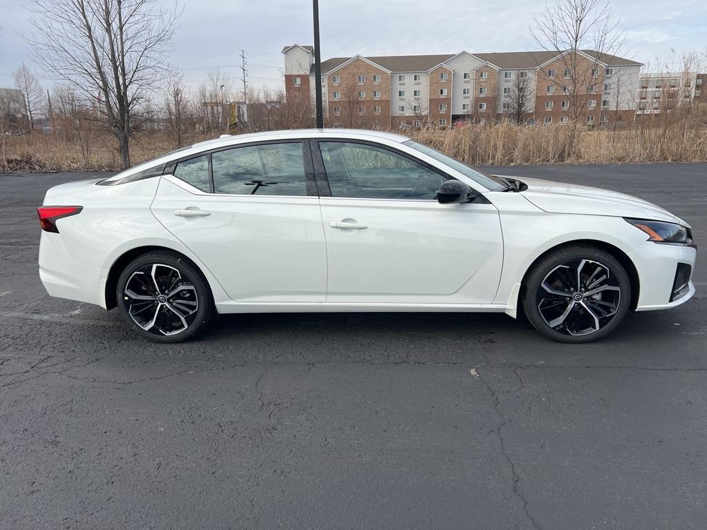 new 2025 Nissan Altima car, priced at $29,735