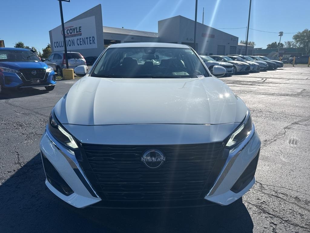 used 2023 Nissan Altima car, priced at $17,587