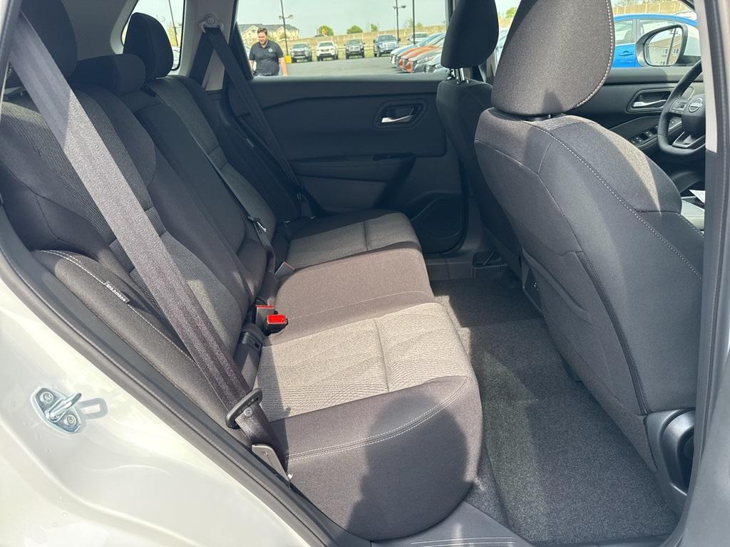 new 2025 Nissan Rogue car, priced at $32,095