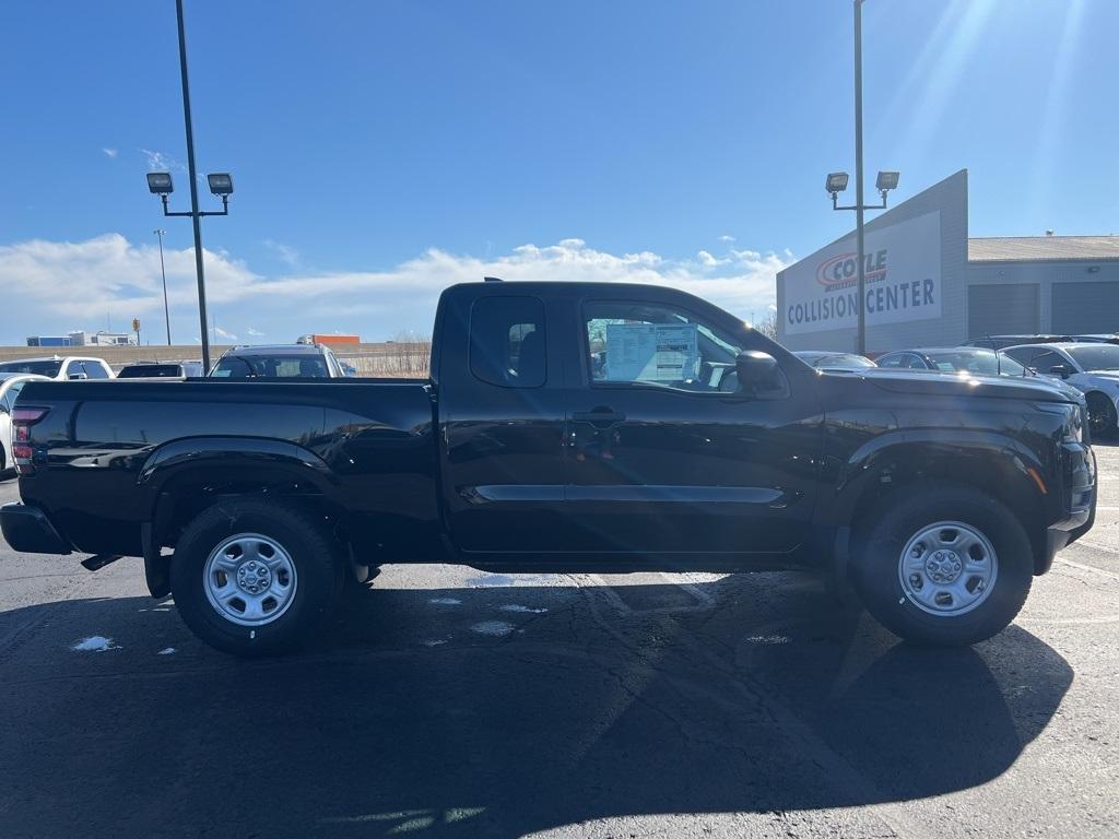 new 2025 Nissan Frontier car, priced at $32,277