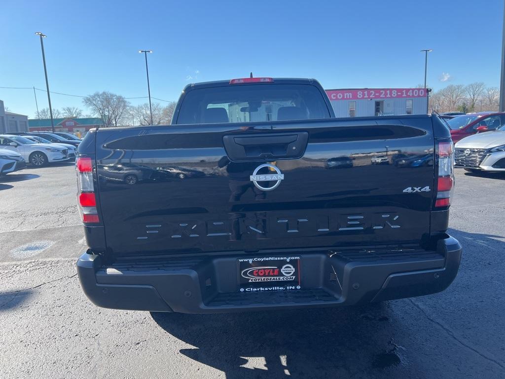 new 2025 Nissan Frontier car, priced at $32,277