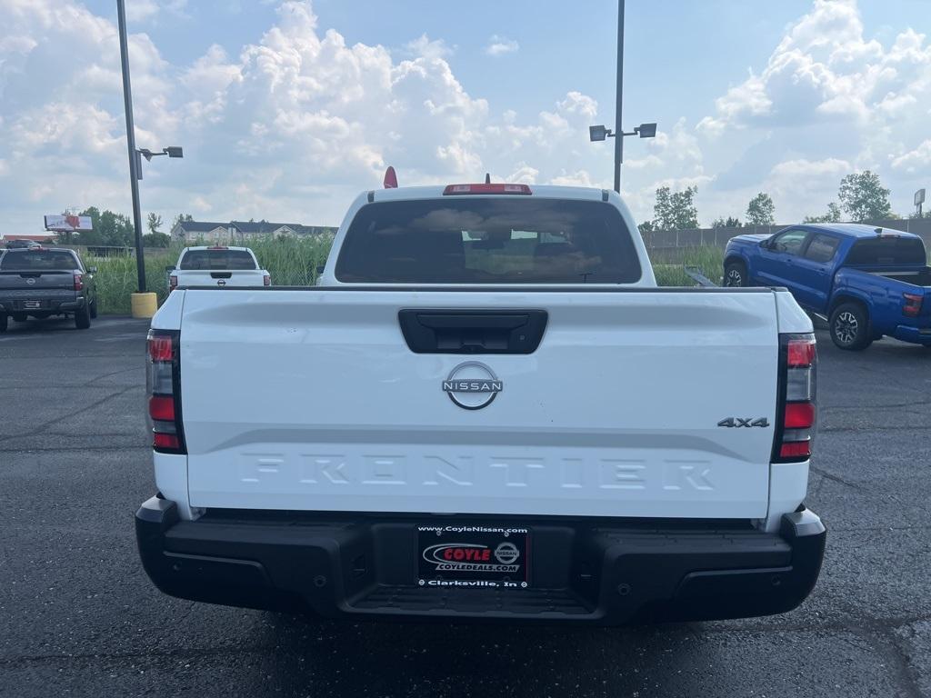 new 2024 Nissan Frontier car, priced at $33,038