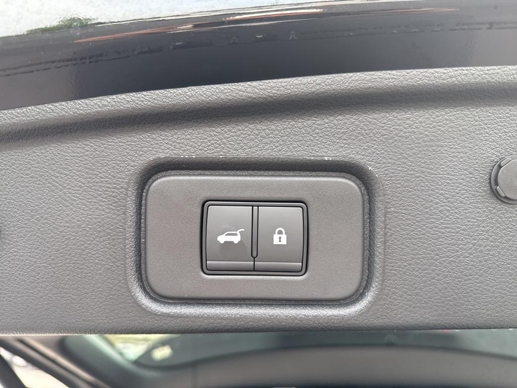 new 2025 Nissan Pathfinder car, priced at $44,180