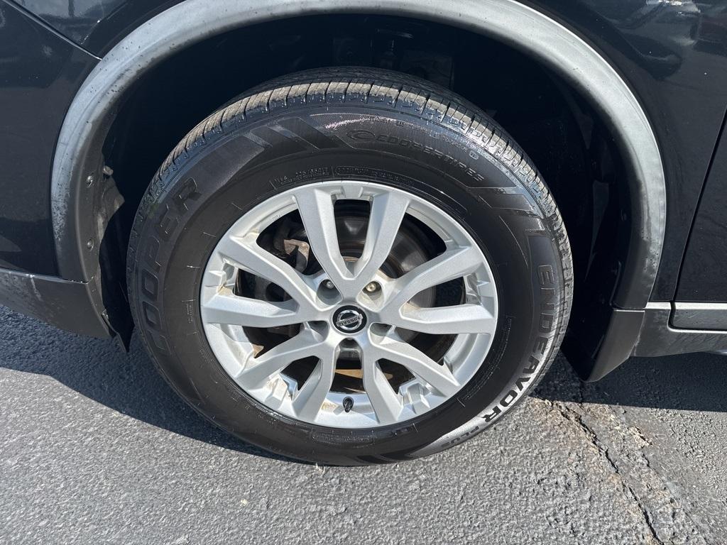 used 2018 Nissan Rogue car, priced at $9,975