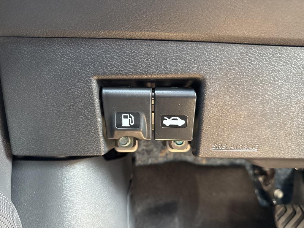 new 2025 Nissan Kicks Play car, priced at $22,164
