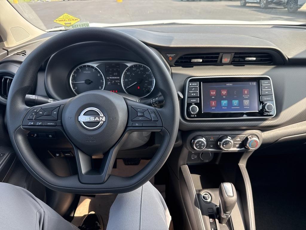 new 2025 Nissan Kicks Play car, priced at $22,164
