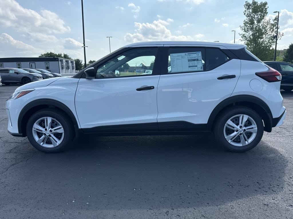 new 2025 Nissan Kicks Play car, priced at $22,164