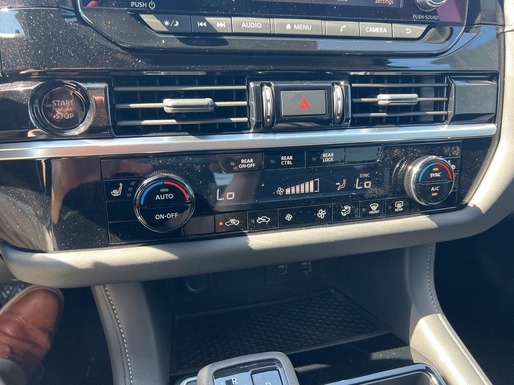 new 2025 Nissan Pathfinder car, priced at $36,729