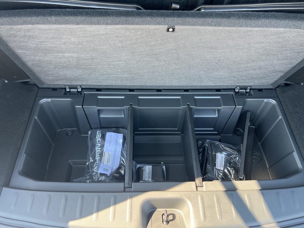 new 2025 Nissan Pathfinder car, priced at $36,729