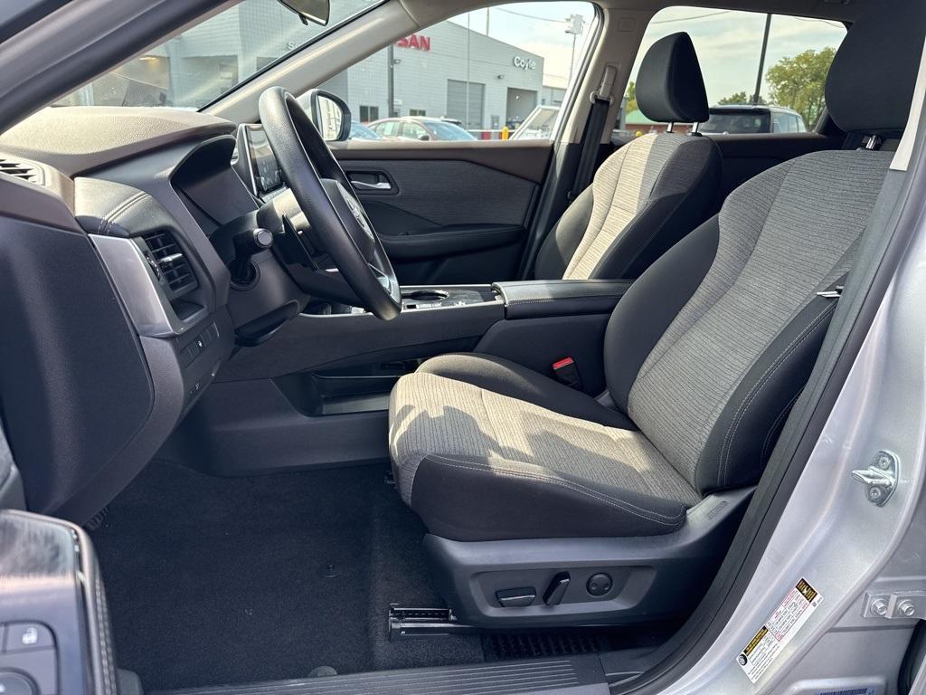 used 2023 Nissan Rogue car, priced at $20,212