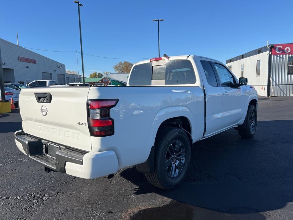 new 2025 Nissan Frontier car