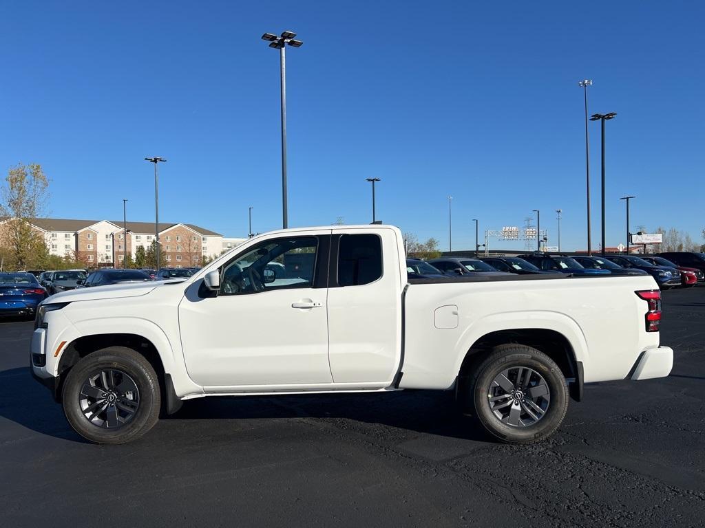 new 2025 Nissan Frontier car