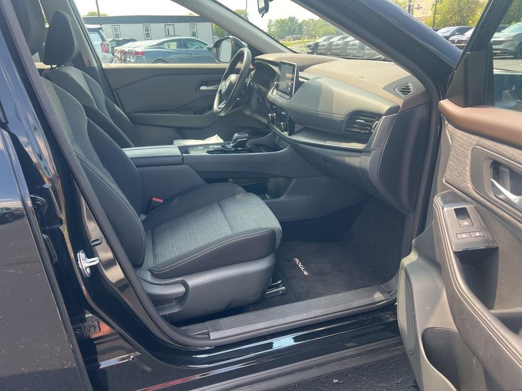 used 2021 Nissan Rogue car, priced at $18,743