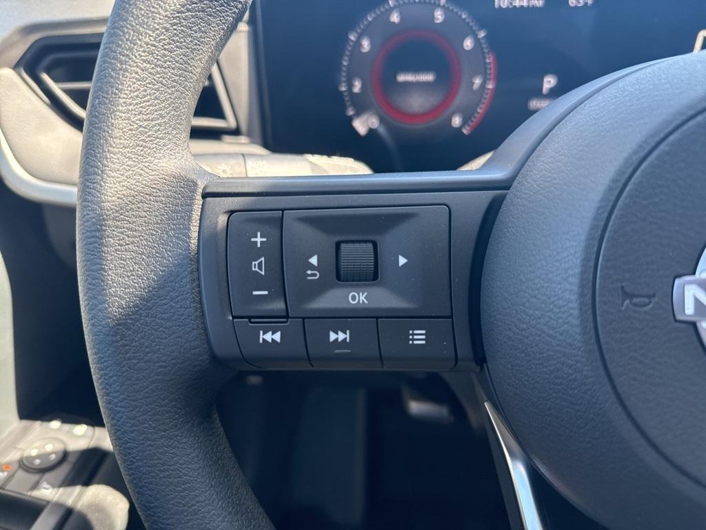 new 2025 Nissan Kicks car, priced at $24,430