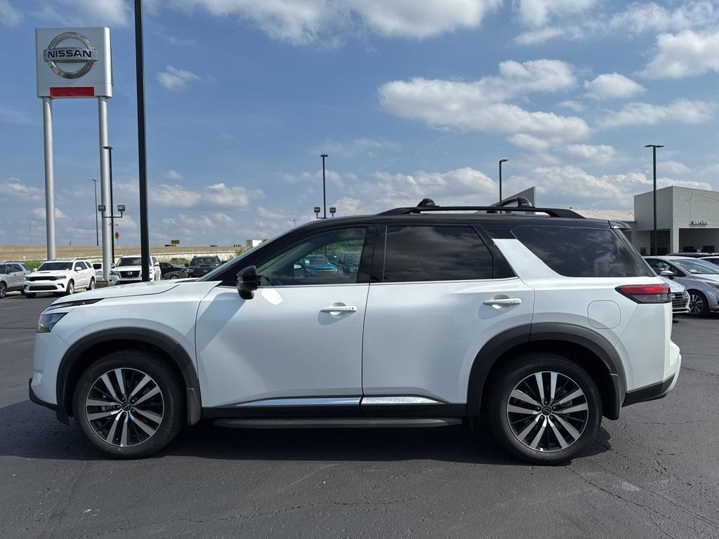 new 2025 Nissan Pathfinder car, priced at $54,585