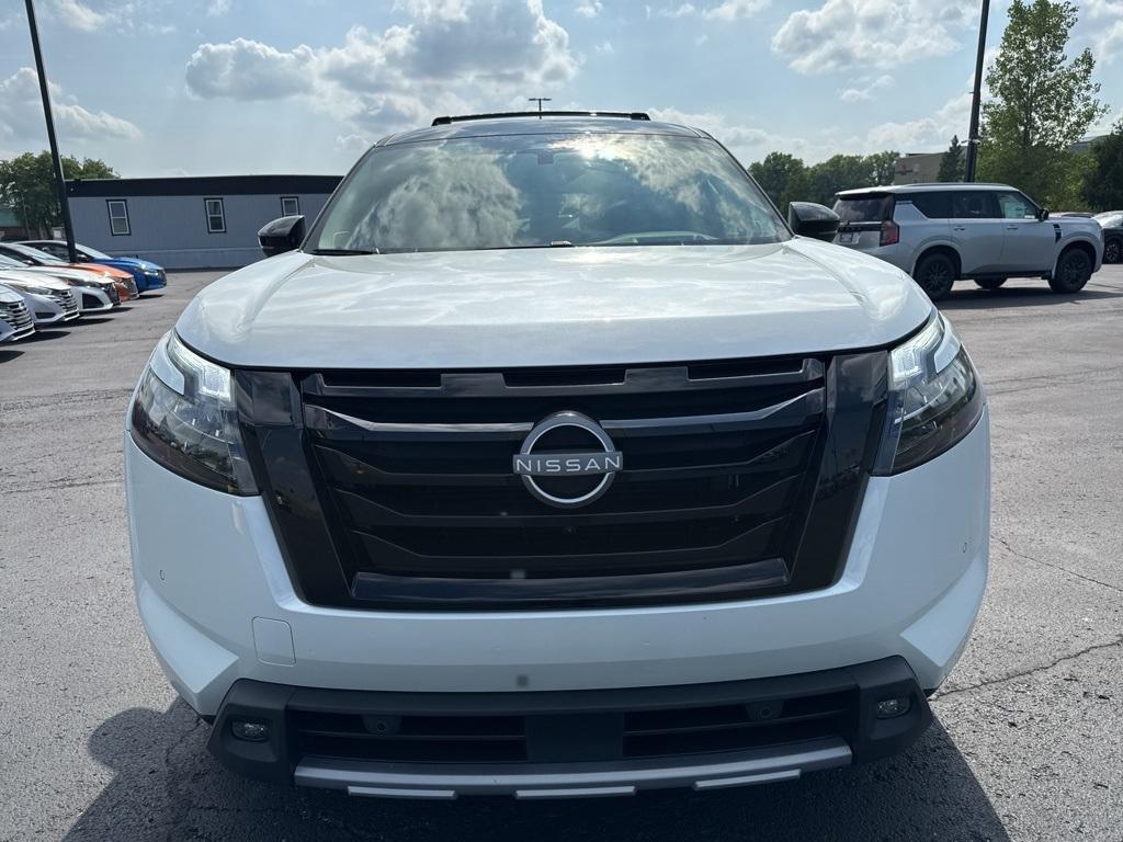 new 2025 Nissan Pathfinder car, priced at $54,585