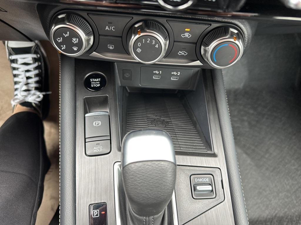 new 2025 Nissan Kicks car, priced at $26,775