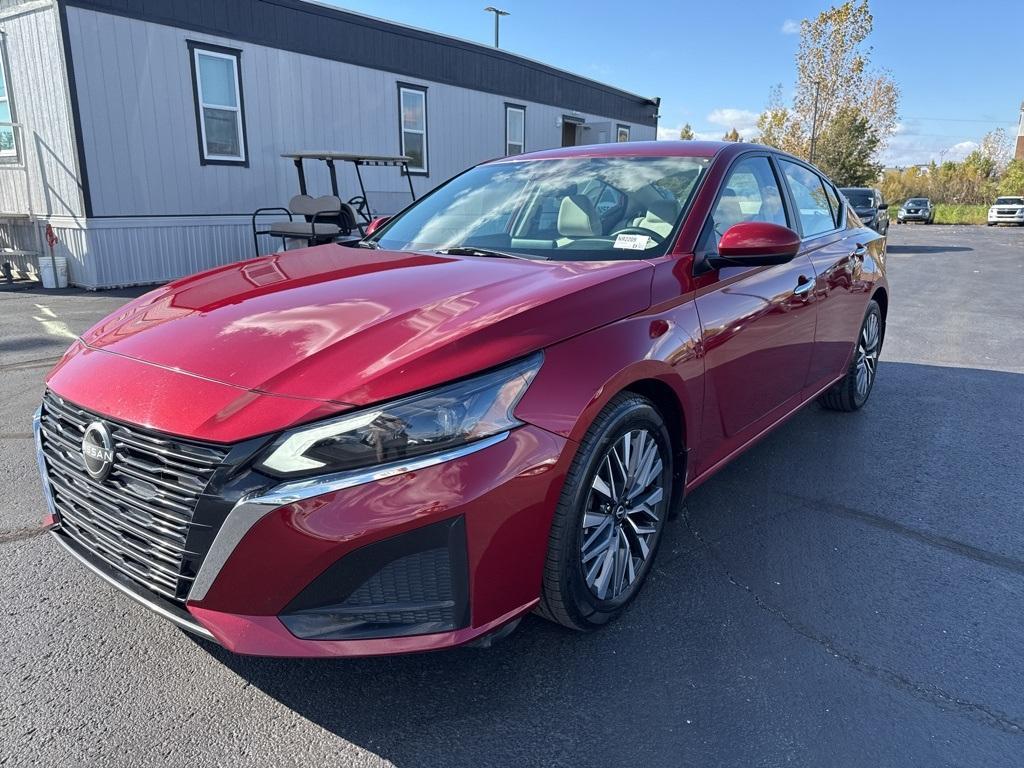 used 2023 Nissan Altima car, priced at $21,046