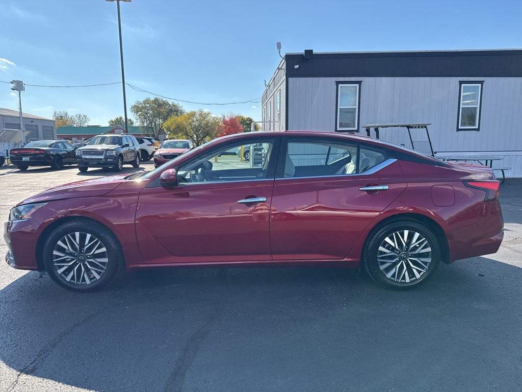 used 2023 Nissan Altima car, priced at $21,046