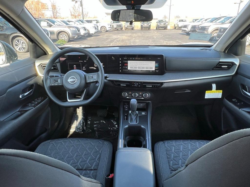 new 2025 Nissan Kicks car, priced at $26,410